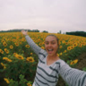 Meet your Posher, Melanie